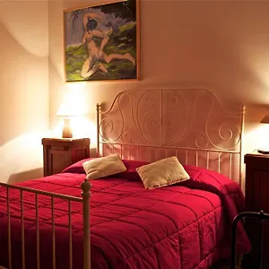 La Casa Di Elide Affittacamere Arezzo